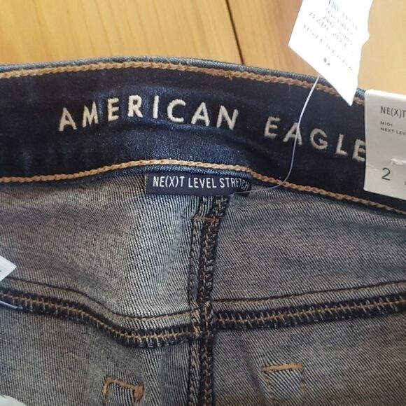 AEO NE(X)T LEVEL STRETCH DISTRESSED JEAN SHORTS - Picture 4 of 7